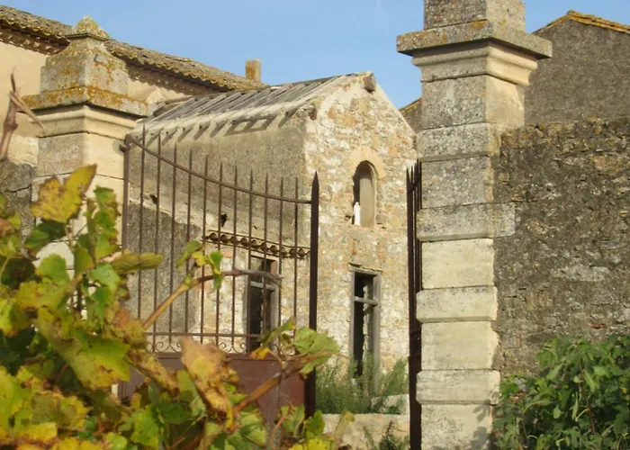 House On Winery * Azille